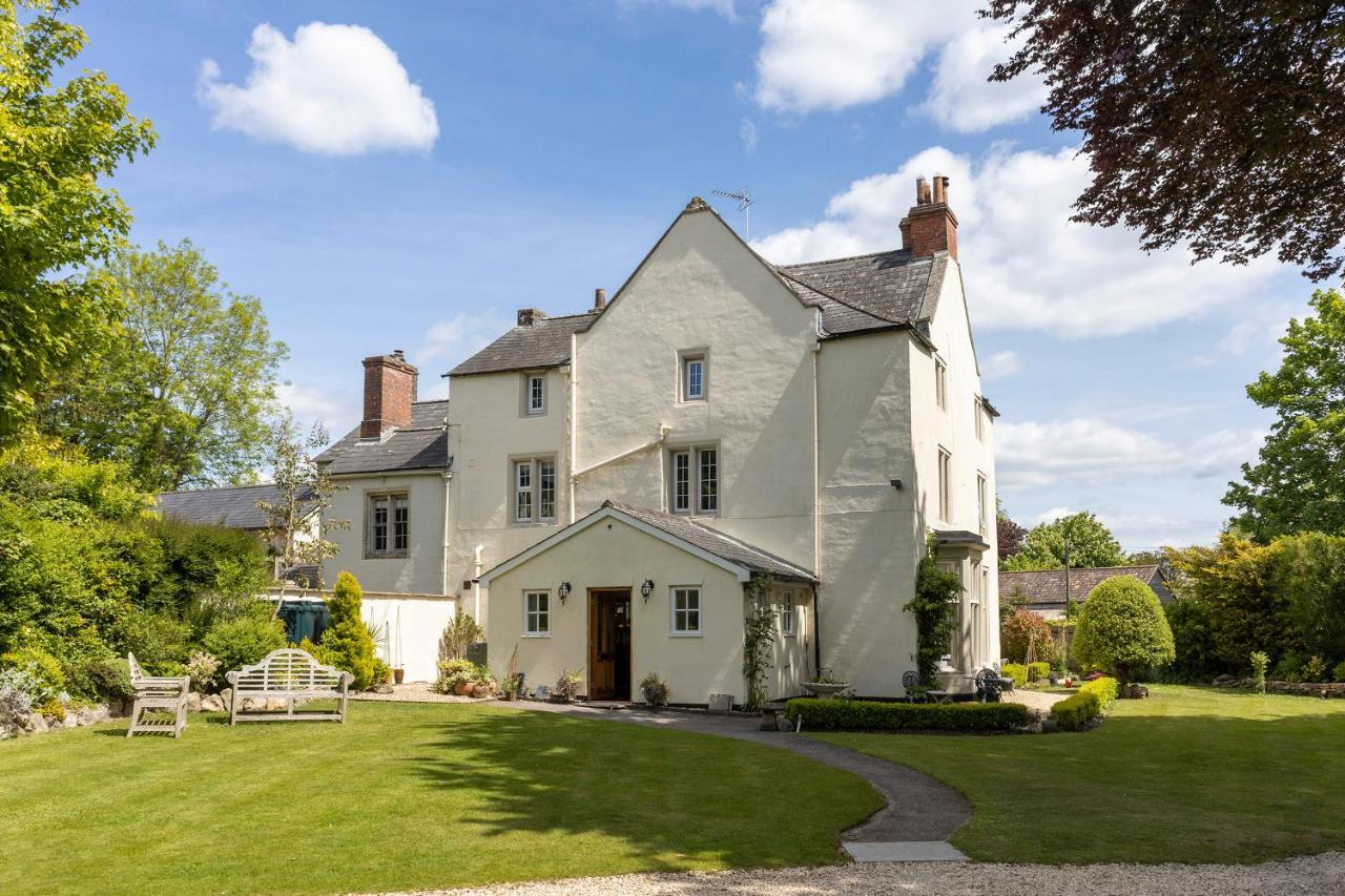 The Old Rectory Chicklade Bed & Breakfast Exterior photo